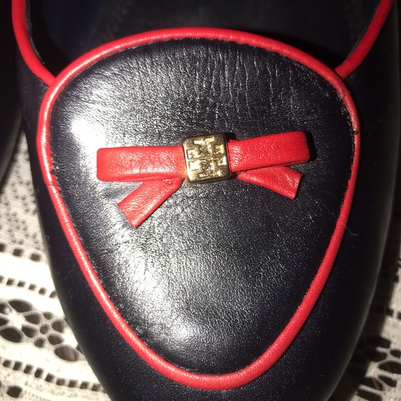 TORY BURCH NAVY/RED BOW FLATS-WORN 3X’s SZ 8 - Picture 8 of 8